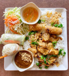 Phở Phượng Hồng Vietnamese Restaurant