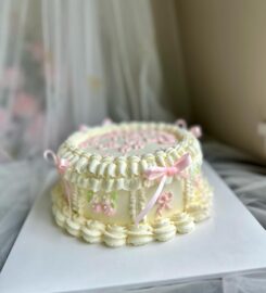 Eliza Sweet – Flower Cake & Class